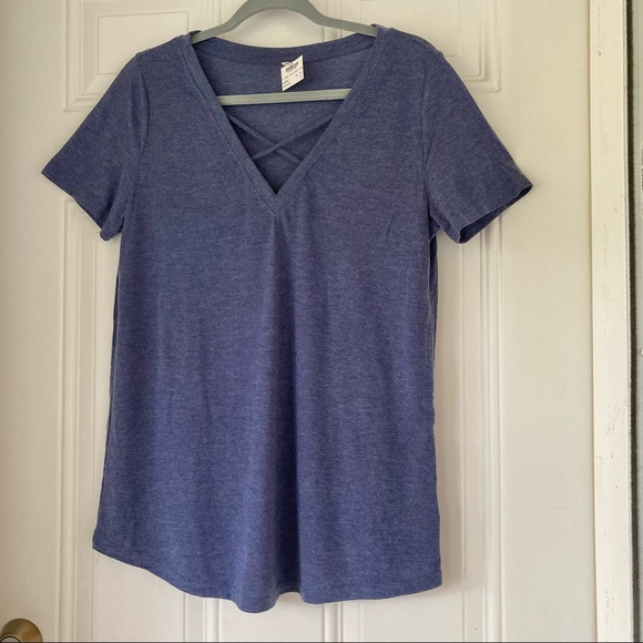 CRISS CROSS Blue V neck T shirt Womens Medium - Picture 8 of 15